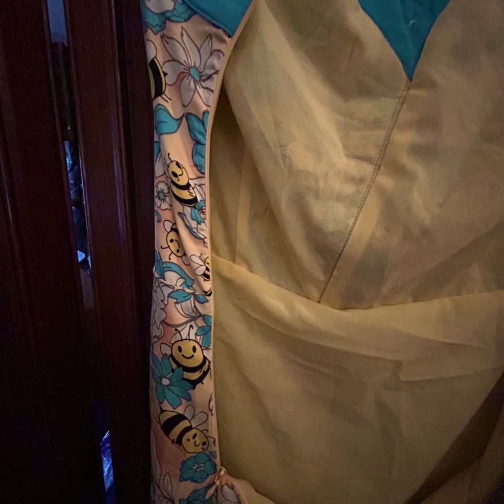 NWOT Banned Apparel Bees 🐝 US 18 poly turquoise peach sun dress - Picture 9 of 15